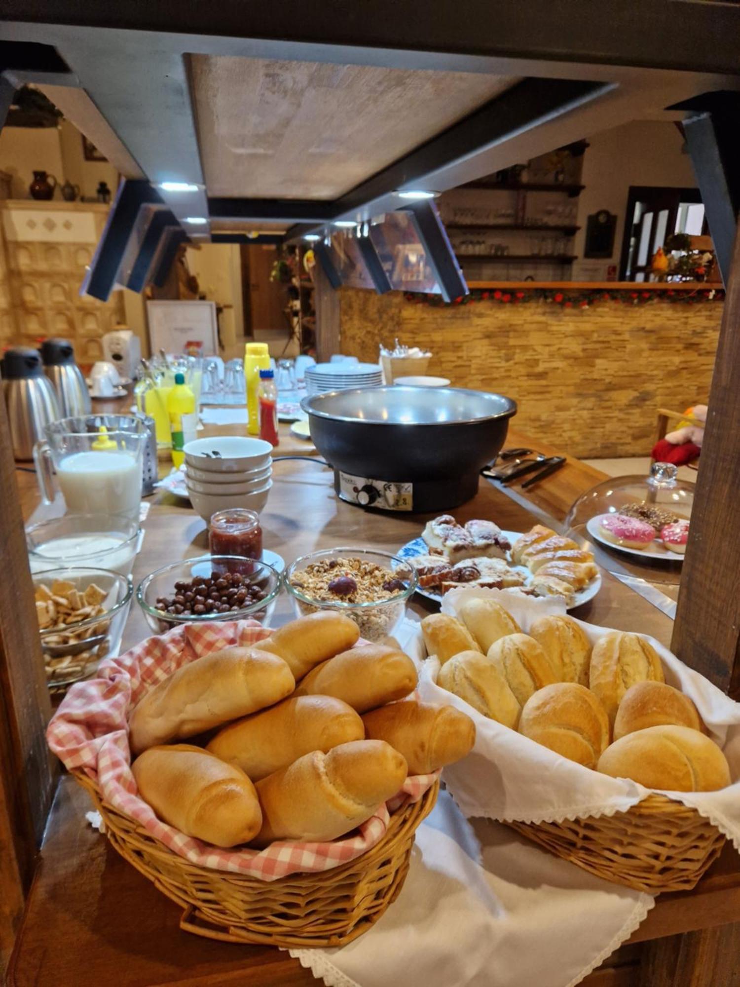 Pri Piecke Penzion A Restauracia Staré Hory Екстериор снимка
